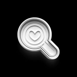 Valentinstag Herz Keks Ausstecher in Vergrößerungsglas-Form für detailreiche Plätzchen, perfekt für romantische Anlässe.