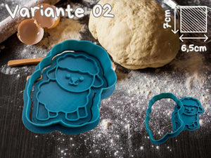 Weihnachtlicher Keks-Ausstecher in Schaf-Form, ideal für festliche Plätzchen und kreative Backideen.