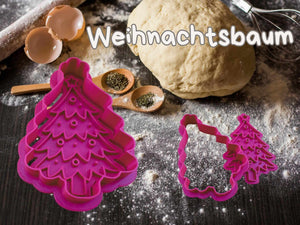 Weihnachtlicher Keks-Ausstecher in Form eines Baums, ideal für festliche Backkunst.