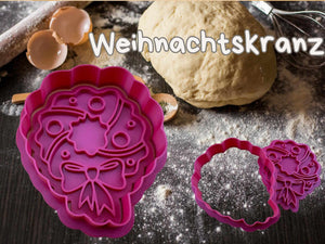 Weihnachtskranz Keksausstecher in lila, ideal für festliche Weihnachtsplätzchen und kreative Backideen.